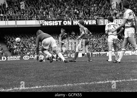 Fußball - Liga Division One - Queens Park Rangers V Nottingham Forest - Loftus Road Stockfoto