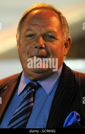 Fußball - Carling Cup - Dritte Runde - Peterborough United / Swansea City - London Road Ground. Barry Fry, Peterborough United Director of Football Stockfoto