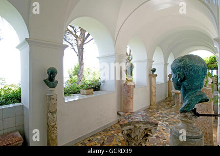 Galerie in der Villa San Michele, ehemalige Wohnhaus des Autors/Arzt Axel Munthe auf der Insel Capri in der Bucht Napl Skulptur Stockfoto