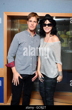 Katy Perry Radio-interview Stockfoto