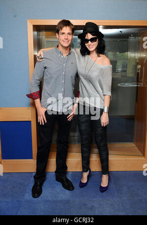 Katy Perry Radio-interview Stockfoto