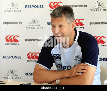 Cheftrainer der Glasgow Warriors, Sean Lineen während der Pressekonferenz im Scotstoun Stadium, Glasgow Stockfoto