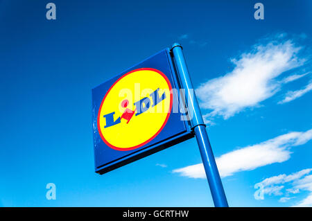 Lidl Schild Schilder für low-cost Supermarkt Stockfoto