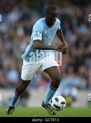 Fußball - Barclays Premier League - Manchester City / Arsenal - City of Manchester Stadium. Gnegneri Toure Yaya, Manchester City Stockfoto