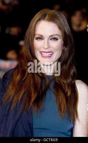 Das 54. BFI London Film Festival - The Kids are All Right Premiere. Julianne Moore kommt zur Premiere ihres neuen Films The Kids Are All Right im Londoner Vue-Kino an. Stockfoto