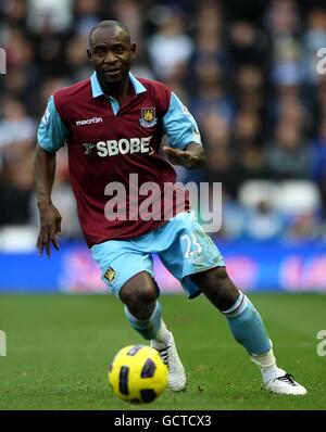 Fußball - Barclays Premier League - Birmingham City / West Ham United - St Andrews' Stadium. Herita Ilunga, West Ham United Stockfoto