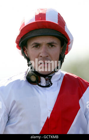 Pferderennen - DFS Ladies Day - Doncaster Racecourse. Jamie Mackay, Jockey Stockfoto