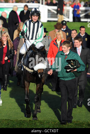 Pferderennen Sie - Paddy Power Gold Cup Day - Cheltenham Racecourse Stockfoto