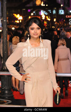 Afshan Azad, die als Padma Patil spielt, kommt zur Weltpremiere von Harry Potter und die Heiligtümer des Todes. Stockfoto