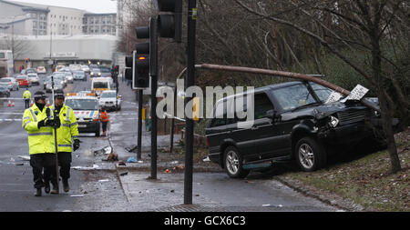 Die Szene in der North Hanover Street in Glasgow nach dem Tod von zwei Fußgängern. Man weiß, dass sie vom Range Rover getroffen wurden. Stockfoto