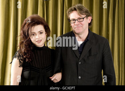 Helena Bonham Carter und Nigel Slater werden bei einer Vorführung für ihren neuen Film Toast auf der BAFTA in London zu sehen sein. Stockfoto