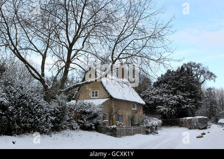 Die Szene nach dem jüngsten starken Schneefall in der Blickling Hall in Norfolk Stockfoto