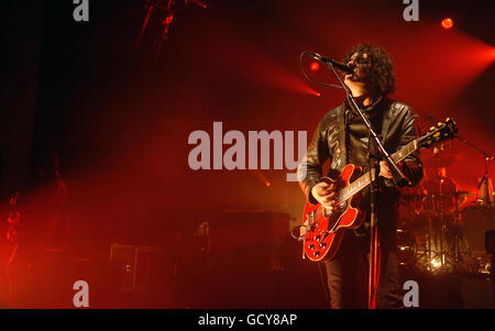 Black Rebel Motorcycle Club in der Brixton Academy - London Stockfoto