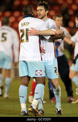 Fußball - Npower Football League Championship - Barnsley V Burnley - Oakwell Stadium Stockfoto