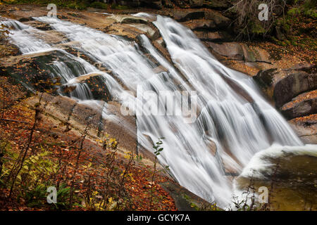 Mumlava Wasserfälle, Nationalpark Riesengebirge, Tschechische Republik Stockfoto