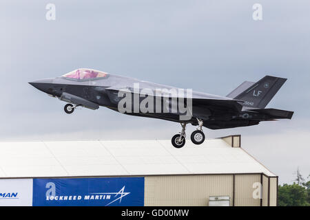 US Marine Corp F-35 b Stealth zieht in 2016 Royal International Air Tattoo abgebildet. Stockfoto