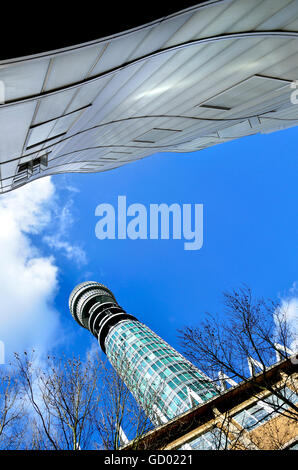 London, England, Vereinigtes Königreich. BT Tower (ehemals Post Office Tower - 1964: Eric Bedford und G. R. Yeats) Stockfoto