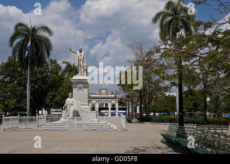 Jose Marti Denkmal in Parque Jose Marti, Plaza de Armas, Cienfuegos, Kuba Stockfoto