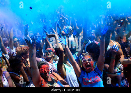 Barcelona, Spanien. 9. Juli 2016. Man feiert die Gay-Pride-Parade in Barcelona, Spanien, 9. Juli 2016. © Pau Barrena/Xinhua/Alamy Live-Nachrichten Stockfoto