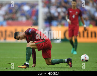 Saint-Denis, Frankreich. 10. Juli 2016. Cristiano Ronaldo Portugal reagiert während der UEFA EURO 2016 Fußball-Endspiel zwischen Portugal und Frankreich im Stade de France, Saint-Denis, Frankreich, 10. Juli 2016. Bildnachweis: Dpa picture Alliance/Alamy Live News Stockfoto