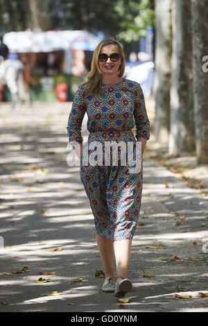 Madrid, Spanien. 11. Juli 2016. Julie Delpy besucht "Lolo" Fototermin am Plaza de Espana am 11. Juli 2016 in Madrid. Bildnachweis: Jack Abuin/ZUMA Draht/Alamy Live-Nachrichten Stockfoto