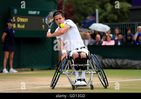 Gordon Reid in Aktion während der Herren Rollstuhl Einzel Finale am Tag 13 der Wimbledon Championships bei den All England Lawn Tennis and Croquet Club, Wimbledon. Stockfoto