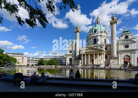 Wien, Wien: Kirche Karlskirche am quadratischen Karlsplatz, Austria, Wien, 04. Stockfoto