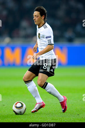 Mesut Oezil, Spiel Qualifikation für die UEFA Fußball-Europameisterschaft 2012, Deutschland - Türkei 3:0 im Berliner Olympia Stockfoto