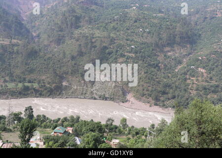 Jhelum Fluß in Kaschmir. Stockfoto