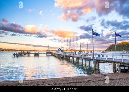 Russell Pier bei Sonnenuntergang, Bay of Islands, Region Northland, North Island, Neuseeland, Pazifik Stockfoto