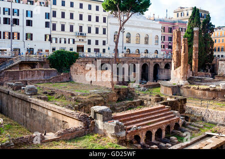 Ruinen der römischen Tempel von Area Sacra di Largo di Torre Argentina, Rom, UNESCO-Weltkulturerbe, Lazio, Italien, Europa Stockfoto