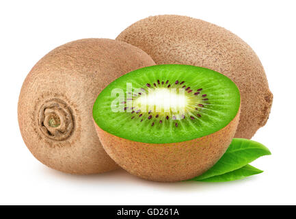 Schneiden Sie Kiwi Früchten isoliert auf weißem Hintergrund mit Beschneidungspfad Stockfoto