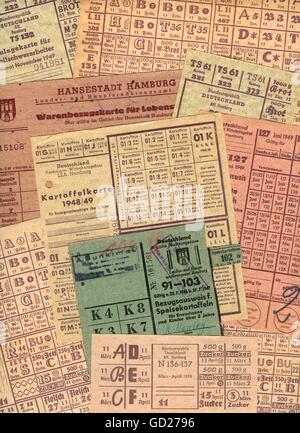 Nachkriegszeit, Wirtschaft, Deutschland, Hamburg, Nachkriegszeit, der zweite Weltkrieg, verschiedene Lebensmittelkarten, ausgestellt zwischen 1947 und 1950, Zusatzrechte-Clearences-nicht erhältlich Stockfoto