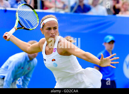 Monica Puig (Puerto Rico) spielen bei den Aegon International, Eastbourne, Juni 2016. Stockfoto