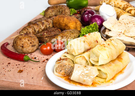 viele verschiedene Gerichte auf den Tisch Urlaub Stockfoto