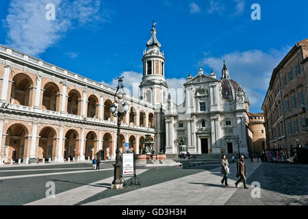 Santuario della Santa Casa, Schrein des Heiligen Hauses, Wallfahrtskirche, Architekten Giuliano da Sangallo und Bramante, Loreto Stockfoto