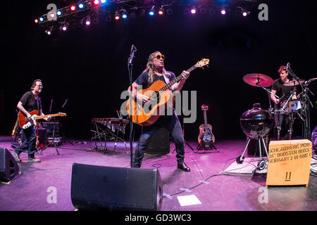 Detroit, Michigan, USA. 10. Juli 2016. VIOLENT FEMMES durchführen auf ihre '' Wir können tun alles Tour'' in The Fillmore in Detroit, MI am 10. Juli 2016 © Marc Nader/ZUMA Draht/Alamy Live News Stockfoto