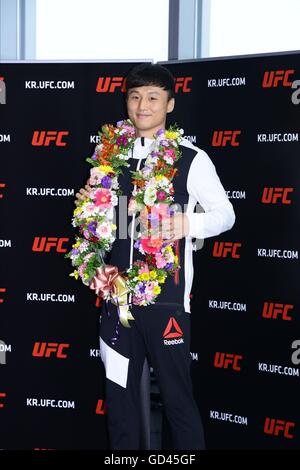 Seoul, Korea. 12. Juli 2016. Koreanische Superboy-ho Choi hält QA Pressekonferenz in Seoul, Korea am 12. Juli 2016. (China und Korea Rechte heraus) © TopPhoto/Alamy Live-Nachrichten Stockfoto