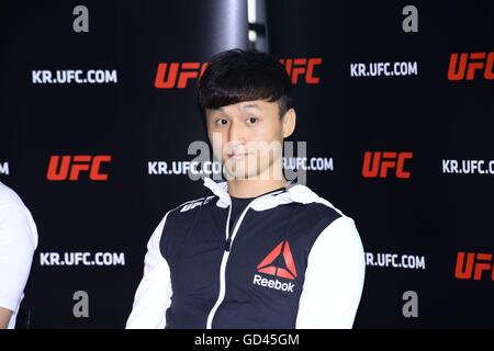 Seoul, Korea. 12. Juli 2016. Koreanische Superboy-ho Choi hält QA Pressekonferenz in Seoul, Korea am 12. Juli 2016. (China und Korea Rechte heraus) © TopPhoto/Alamy Live-Nachrichten Stockfoto