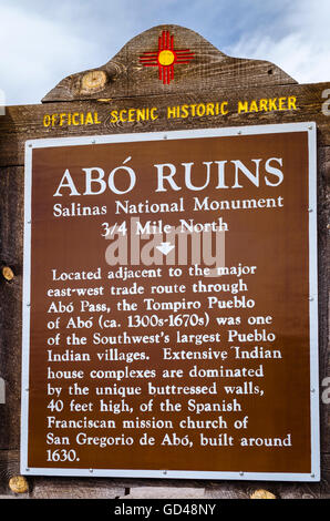 Historische Markierung am Abo-Ruinen, Salinas Pueblo Missionen National Monument, New Mexico, USA Stockfoto