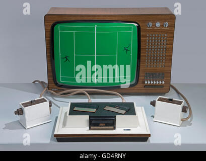 Spielwaren, Odyssee, allererstes Videospiel in Originalverpackung, Deutsche Ausgabe der amerikanischen Magnavox Odyssey, Vertrieb: ITT Schaub-Lorenz, Deutschland, 1973, Zusatzrechte-Clearences-nicht verfügbar Stockfoto