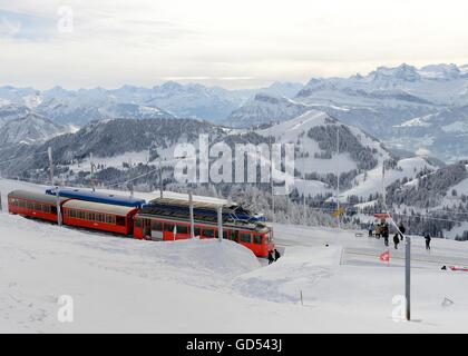 Blick von Rigi-Kulm Auf Zahnradbahnen Und Kanton Zug, Schweiz, Schweizer Alpen, Schweizer Alpen, Zentralschweiz Stockfoto