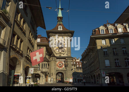 Ein Foto von der Zytglogge Turm in Bern, Schweiz. Es ist eine Sehenswürdigkeit und ein UNESCO-Weltkulturerbe. Stockfoto