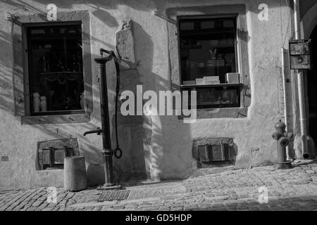 Feuer Hydrant alte und neue Riquewihr Colmar, Frankreich, Europa Stockfoto