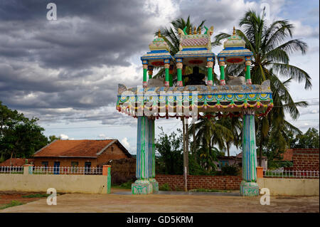 Haupttor, Basaveshwar-Shiva-Tempel, Haveri, Karnataka, Indien, Asien Stockfoto