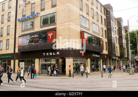 Tesla Auto Showroom Göteborg High Street Händler Autohaus Händler Showrooms Autos Göteborg Göteborg schwedische electr Stockfoto