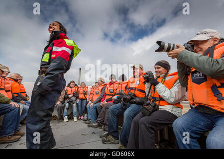 Foto-Workshop mit einer Bootstour auf dem Jökulsárlón Glacial Lagune, Breidamerkurjokull, Vatnajökull-Eiskappe, Island Stockfoto