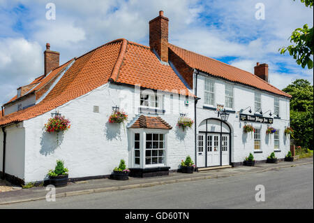 Three Kings Inn, Threekingham, Lincolnshire, England - ein traditionelles englisches Dorfpub in einem ländlichen Dorf Stockfoto