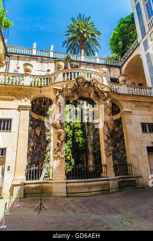 Genua, Italien - 2. Juni 2015: Detail vom Palazzo Lomellino in Genua, Italien. Es wurde 1563 zu Ehren des Nicolosio Lomellino gebaut Stockfoto