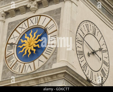 Udine, Italien verschiedene Gebäude und Skulpturen Stockfoto